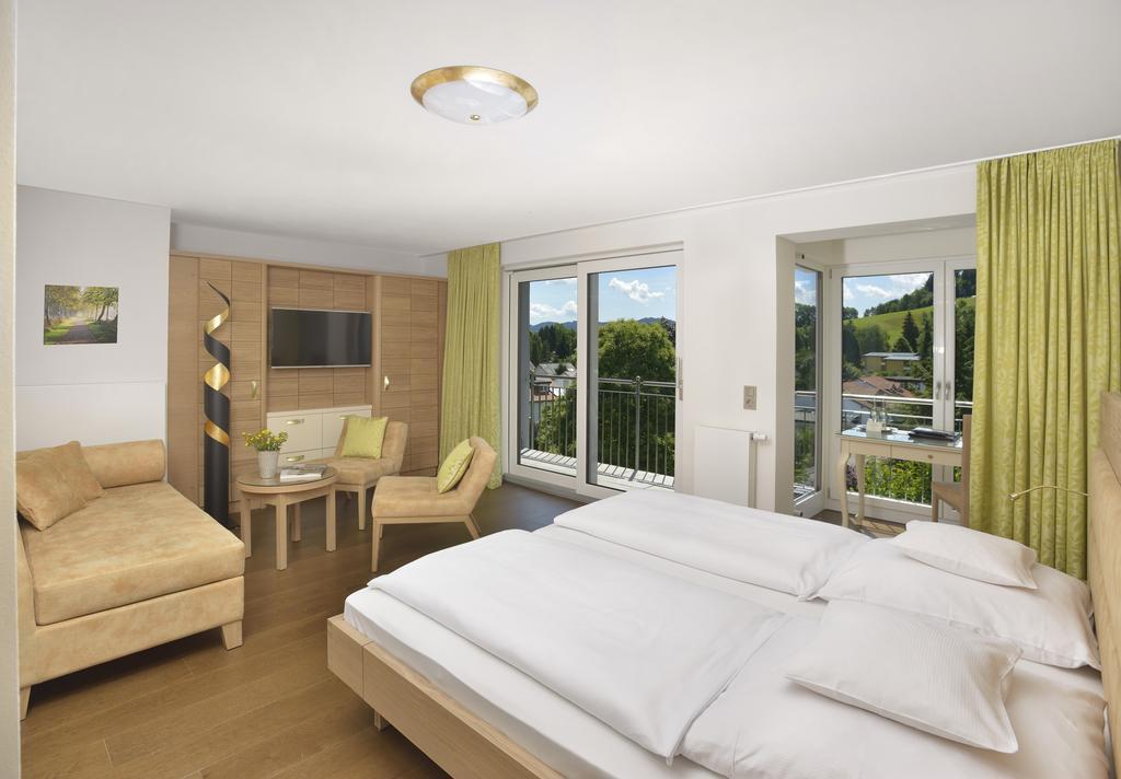 Hotel Hohe Linde Isny im Allgäu Cameră foto